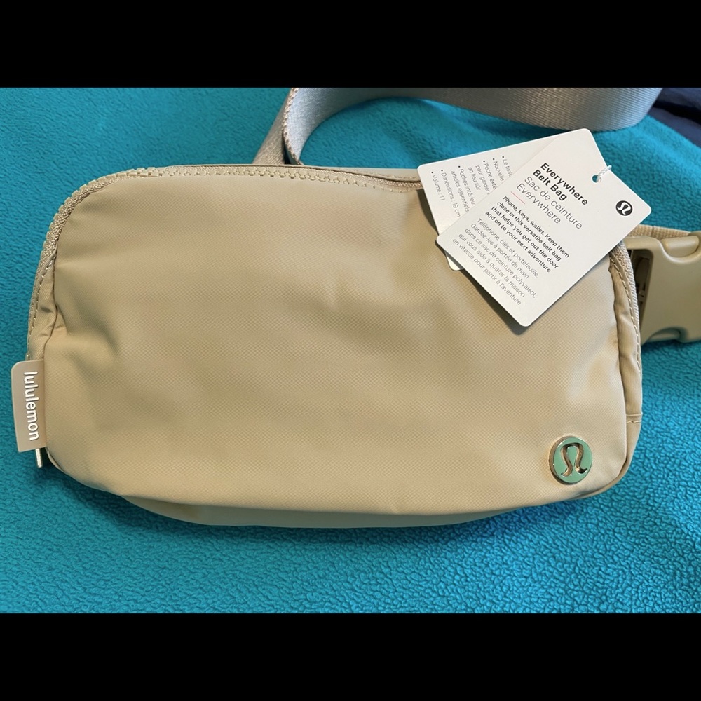 lululemon EVERYWHERE BELT BAG *EXTENDED STRAP